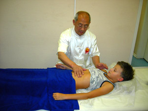 Центр китайской медицины. Детский массаж.